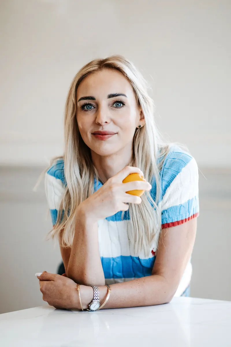 Dr Karolina Wróblewska przy pracy